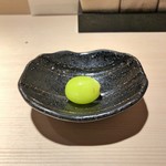 焼鳥 おみ乃 - シャインマスカット？