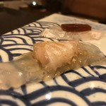 鮓 きずな - 明石 あまて鰈 肝乗せ、ポン酢ジュレ乗せ