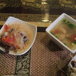 アユタヤ - 春雨サラダ(ヤムウンセンというのでしょうか)とスープ