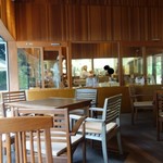 とらや工房 - 蝉しぐれを聞きながら、待ちます