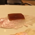 鮓 きずな - 明石 あまて鰈 ポン酢ジュレ乗せ