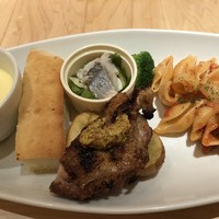 Osteria UVA RARA 横浜 - 
