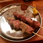 立ち呑み 串焼き さけときどきぶた - たん、レバー