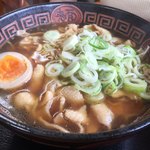 ラーメン幸味 - 鶏皮中華