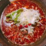 香氣 四川麺条 - 黒胡麻烈火担担麺 890円