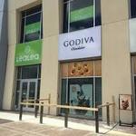 GODIVA chocolatier - 