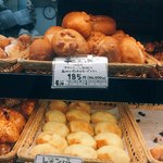 墨繪パン - 対面販売側