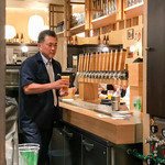 伊勢角屋麦酒 - この日は、社長様自ら接客されておられました