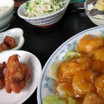 台湾料理　全家福 - エビマヨ定食