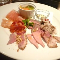 グリエ ジョー - お肉の前菜盛り合わせ♪