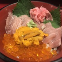 八べえ - 中とろ、うに、いくら