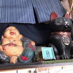 佐平治食堂 - 布袋さんと招き猫