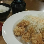 Gohan Kafe Shiroku Jichuu - 唐揚げ定食