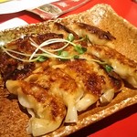 五人百姓 - 島とうがらし餃子 490円