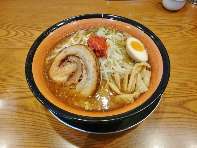 個性的な味噌らーめん By えーあい 麺屋 一本気 亀田 ラーメン 食べログ