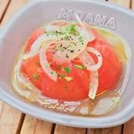 MOANA cafe＆diner - 丸ごとトマトの冷製コンソメ漬け