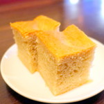 アベス - テーブルチャージ＠500円代わりのパン