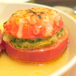 アベス - 仔牛とブルーチーズのトマトファルシ1,800円