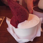 ジェラテリア・イル・ブリガンテ - こけもも＆ピスタチオ