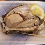 産直組合浜のかあちゃんの店 - 岩牡蠣