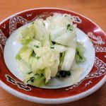 支那ソバ かづ屋 - かづ屋（漬物のアップ）