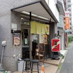 支那ソバ かづ屋 - かづ屋（ファサード 2018年8月）