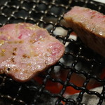 炭火焼肉たけさん亭 - 