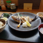 松月 - 焼魚定食