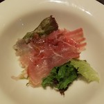 福山ニューキャッスルホテル ビアホール - 生ハムサラダ(2018.08.11)