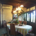 プラナス - 2018/08
                                ソファー席のコーナーが少し変わりました