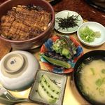 福島屋 - うなぎ１匹使用、肝焼付き