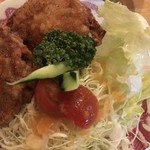 珍万 - ランチセットの唐揚げ