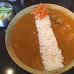 ダブルセット(チキン、ひよこ豆の辛いカレー)