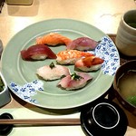 寿司 こまさ - 【大漁ランチ￥972(税込)】
この他に握り3貫付き