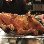 GROTTA PICCOLA  - 仔豚の丸焼き