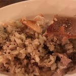 GROTTA PICCOLA  - 仔豚の丸焼き ジューシーなお米とカリカリの皮♪