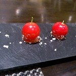 レストラン バカール - アミューズは、五つの味のチェリートマト