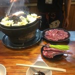 成吉思汗 大黒屋 - まずは、スタッフさんが焼いてくれる