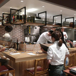 AU GAMIN DE TOKIO table - 真新しいカウンター