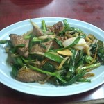 ラーメンすーさん - ゴロっとした豚レバー入りレバニラ炒め