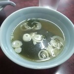 Ramen Su San - ニラレバには町中華らしいスープが付きます