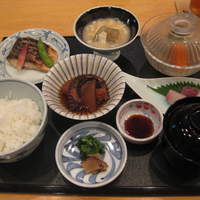 利光 - ランチの月定食１，４８０円