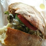 パン工房 ブランジェリーケン - チキンのサンド