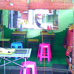 タイ料理ファンディー - 店の屋台の外観（許可を得て転載）