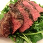 トラットリア 29 - 「岩手県産　短角牛　イチボ　グリル（300ｇ）」：脂肪分が少なくて、旨みに溢れ。噛めば噛むほど肉汁があふれ出る！