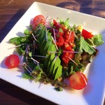 Veg Out - アボカド＆トマトサルサ(税抜800円)