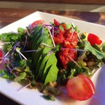 Veg Out - アボカド＆トマトサルサ(税抜800円)