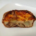 レ・グーテ - カスタードのようにトロトロ濃厚なアパレイユ、バター香るサックサクのパイ生地が抜群のキッシュ