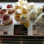 レ・グーテ - フレッシュなフルーツや軽やかなムースが揃う、夏らしいショーケース（その4）