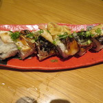 サーモンと海老と日本酒Bar 大衆酒場てっぺん - 焼きトロ鯖のロール寿司699円